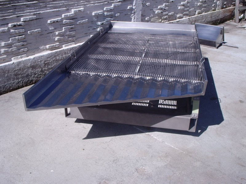 Alimentador Desaguador con descarga diagonal